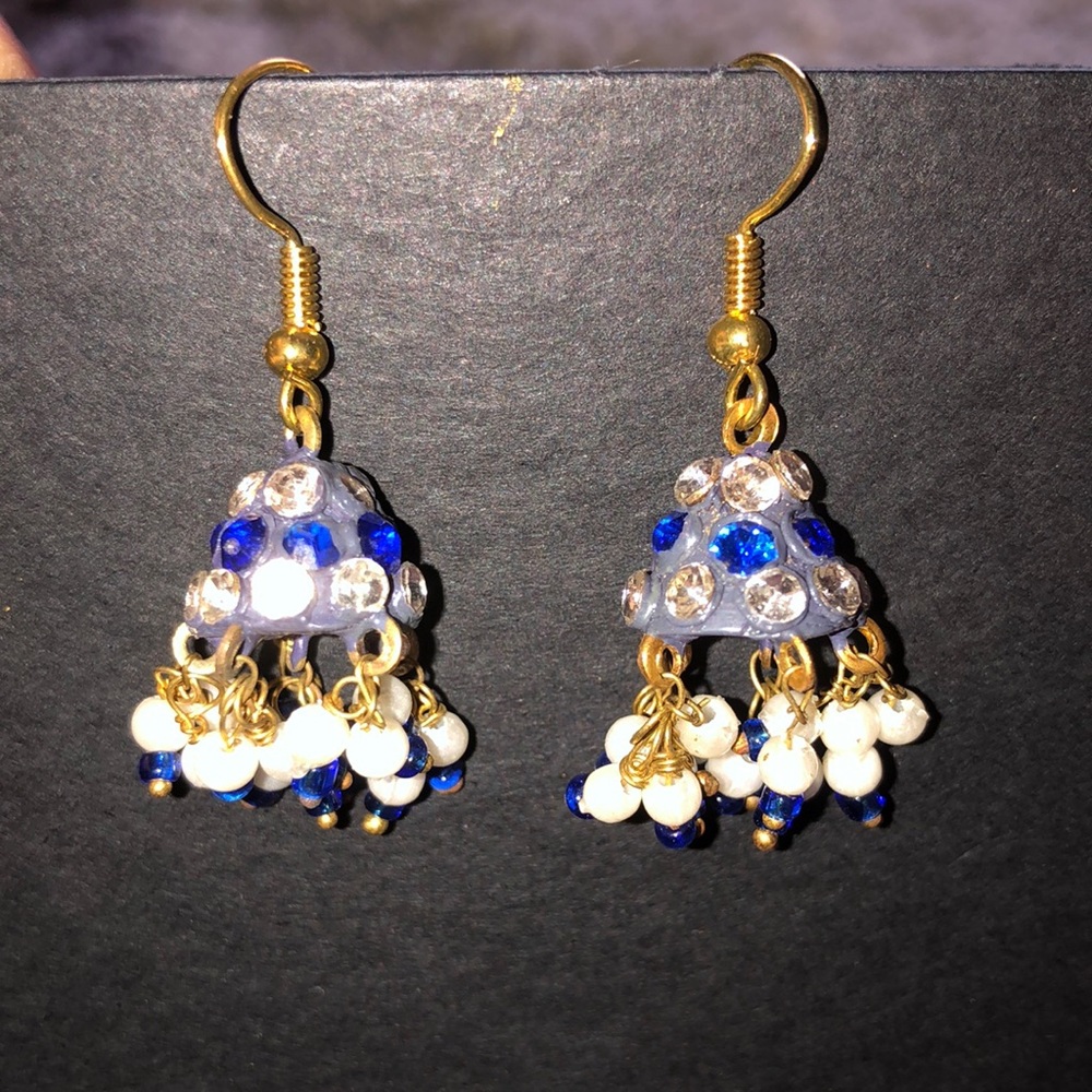 Cute, delicate, blue, white, and gold brand new earrings